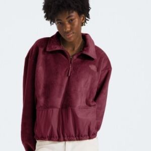 The North Face Women's osito pullover fleece